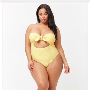 Plus Size Strapless Cutout One-Piece Swimsuit